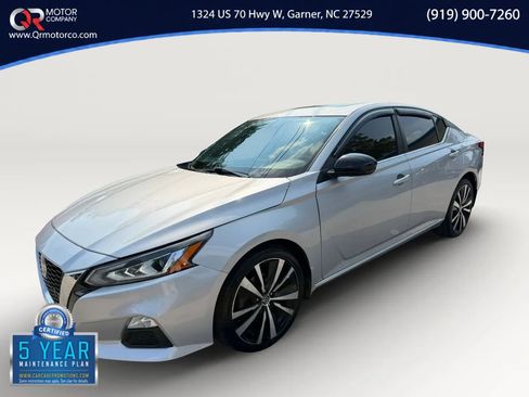 Used 2019 Nissan Altima 2.5 SR w/ SR Premium Package AWD/4WD image 7