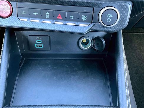 Used 2025 Ford Mustang GT Premium image 15