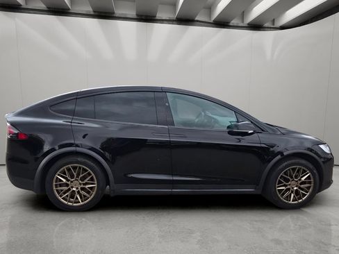 Used 2018 Tesla Model X 100D AWD/4WD image 10