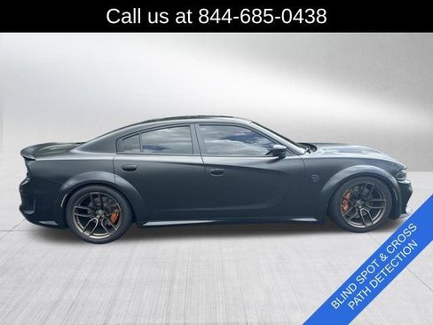 Used 2022 Dodge Charger SRT Hellcat w/ Harman/Kardon Audio Group RWD image 4