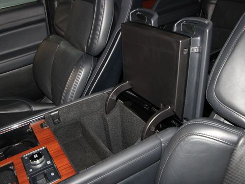 Used 2024 Lincoln Navigator L Reserve image 25