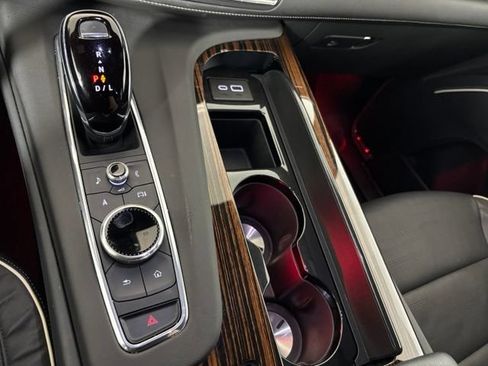 Used 2023 Cadillac Escalade ESV Premium Luxury w/ LPO, Floor Liner Package AWD/4WD image 20