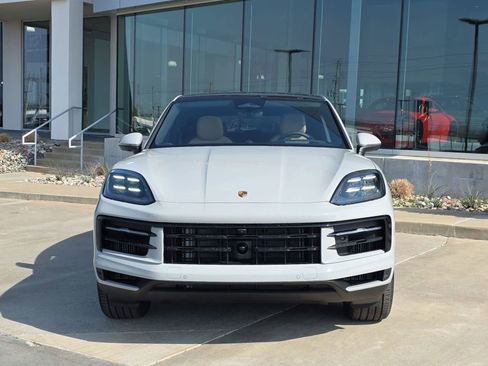 New 2026 Porsche Cayenne S image 10
