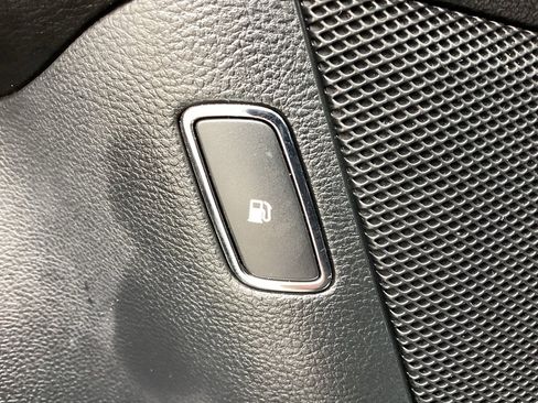 Used 2018 Ford Fusion S image 58