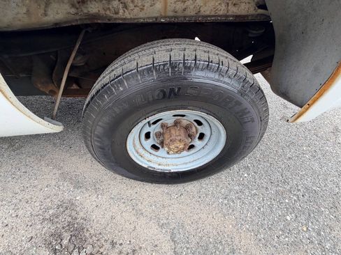 Used 1999 Ford F250 XL RWD image 37