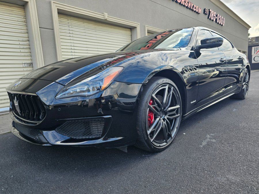 Used 2020 Maserati Quattroporte S GranSport Q4 AWD/4WD image 53