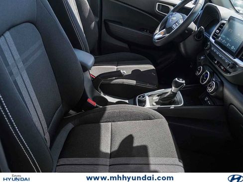 New 2026 Hyundai Venue SEL FWD image 20