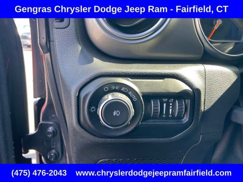Used 2021 Jeep Wrangler Unlimited Sahara AWD/4WD image 47