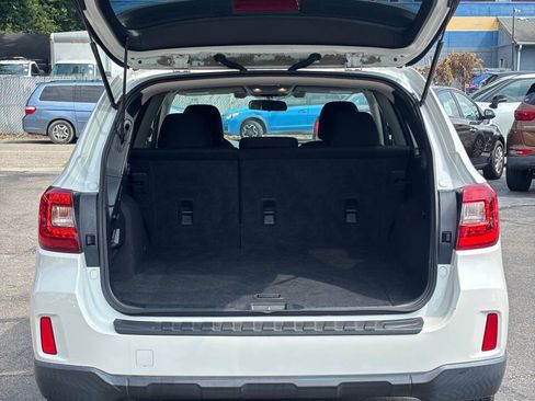 Used 2016 Subaru Outback 2.5i Premium AWD/4WD image 13