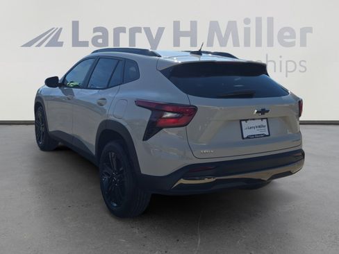 New 2026 Chevrolet Trax ACTIV image 3