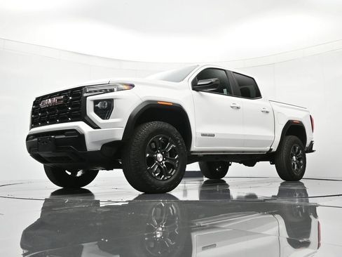 Certified 2024 GMC Canyon Elevation RWD image 36