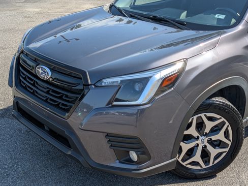 Used 2023 Subaru Forester Premium AWD/4WD image 13