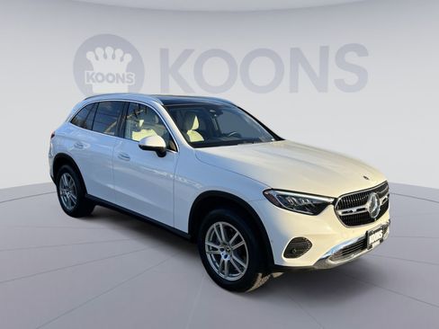 Used 2023 Mercedes-Benz GLC 300 4MATIC image 10