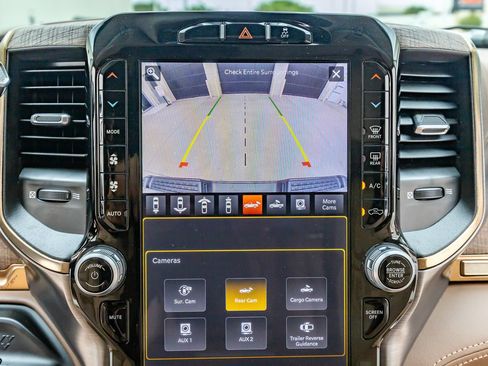 Used 2024 RAM 3500 Limited w/ Towing Technology Group AWD/4WD image 26