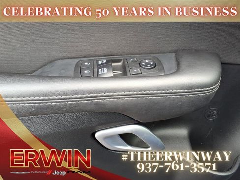 Used 2018 Dodge Challenger R/T w/ Blacktop Package image 11