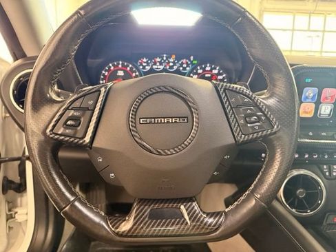 Used 2016 Chevrolet Camaro LT RWD image 12