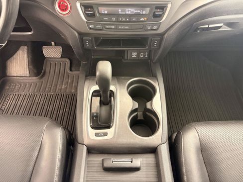 Used 2017 Honda Ridgeline RTL-T image 33