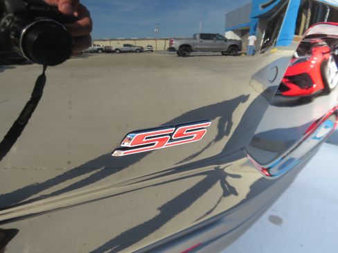 Used 2021 Chevrolet Camaro SS w/ Redline Edition RWD image 12