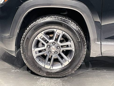 Used 2025 GMC Terrain Elevation image 35