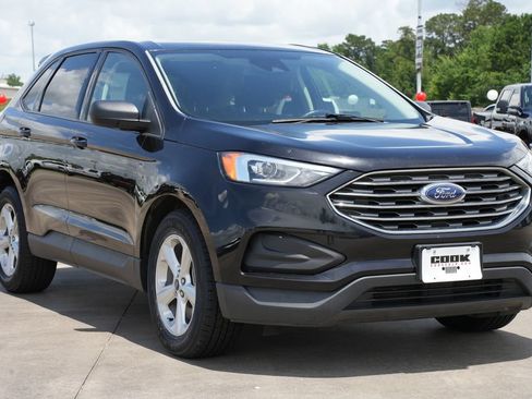 Used 2021 Ford Edge SE FWD image 2