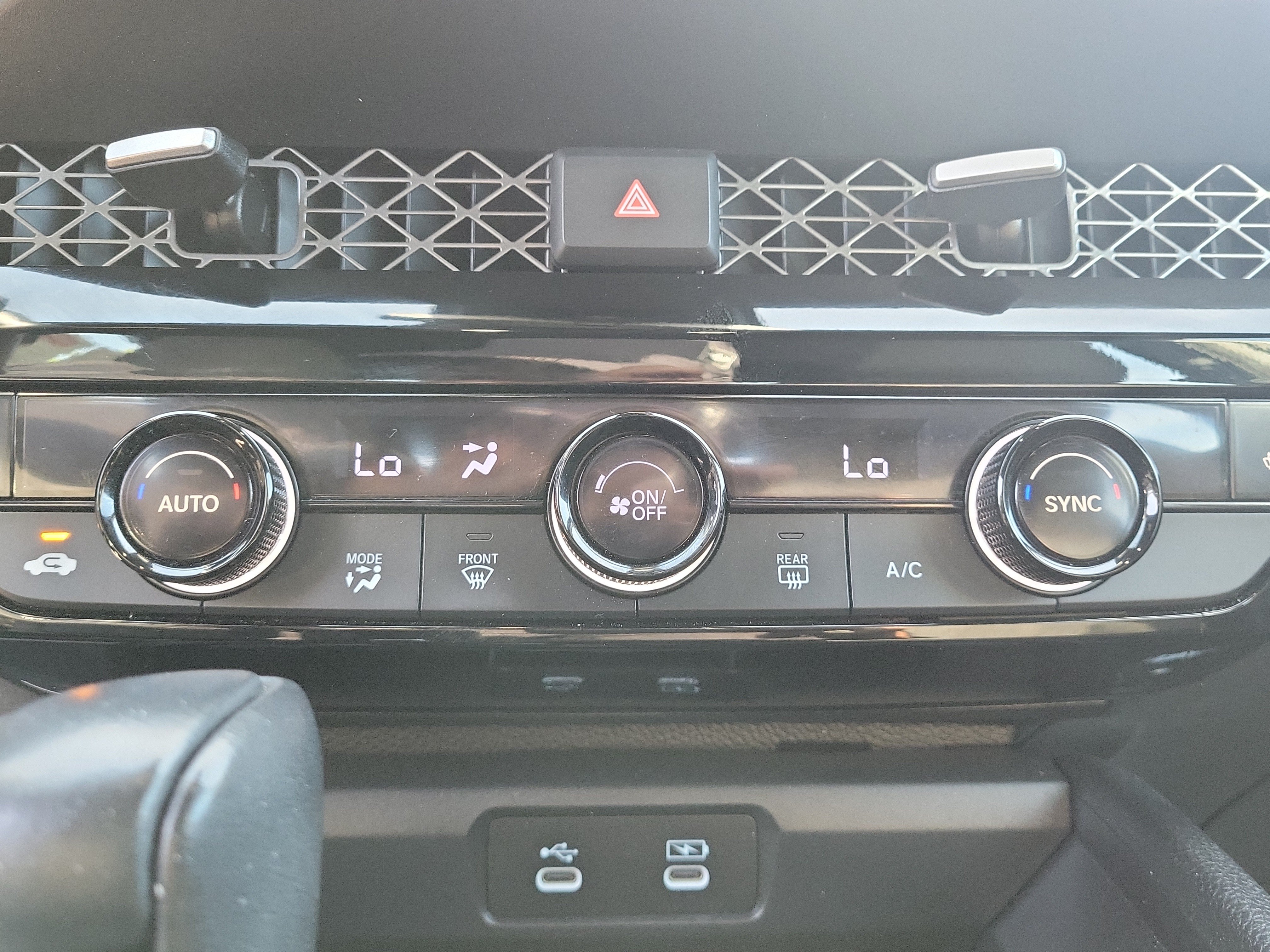 Used 2025 Honda Accord Sport image 36