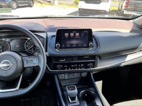 Certified 2023 Nissan Rogue SV AWD/4WD image 18