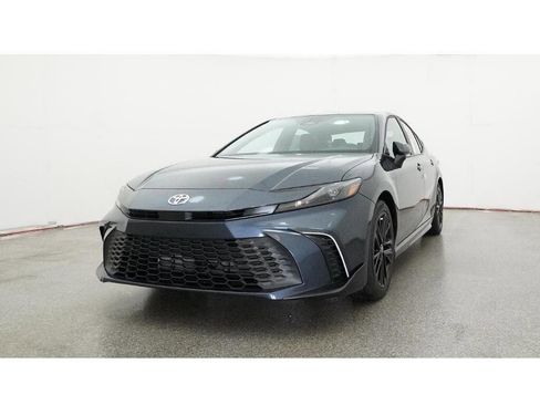 New 2026 Toyota Camry SE image 44