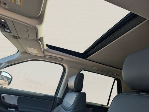 New 2026 Ford Expedition Active RWD image 14