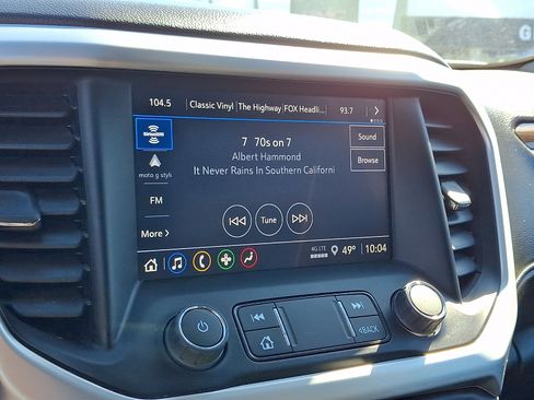 Used 2023 GMC Acadia SLE w/ Driver Convenience Package AWD/4WD image 18