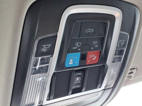 Used 2026 RAM 1500 Limited AWD/4WD image 14