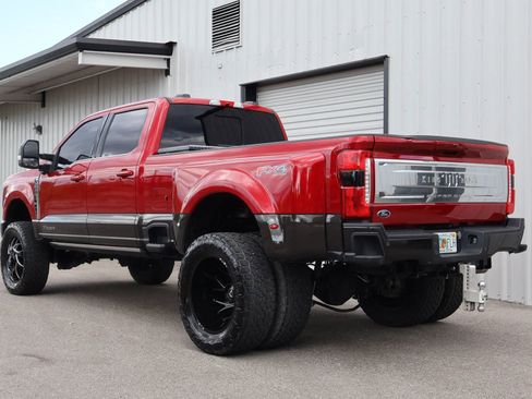 Used 2024 Ford F350 King Ranch w/ FX4 Off-Road Package AWD/4WD image 12