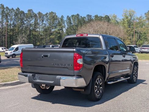 Used 2017 Toyota Tundra SR5 w/ TRD Off Road Package image 5