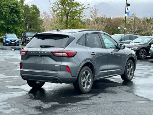 Used 2024 Ford Escape ST-Line AWD/4WD image 3