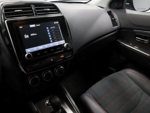 Used 2025 Mitsubishi Outlander Sport SE image 30