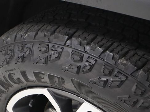 Used 2022 Jeep Grand Cherokee Trailhawk w/ Luxury Tech Group III AWD/4WD image 21