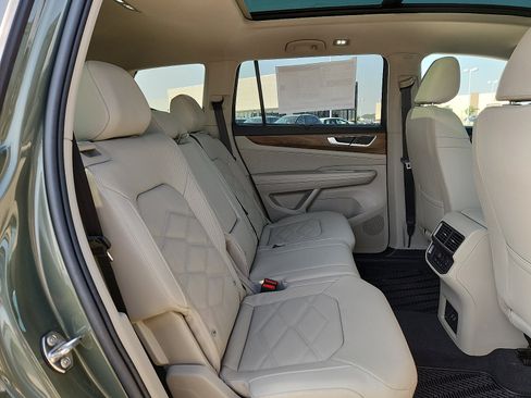 New 2026 Volkswagen Atlas SE FWD image 14