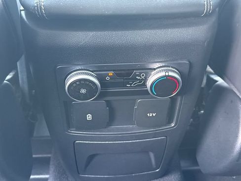 Used 2024 Ford Explorer XLT w/ Equipment Group 202A AWD/4WD image 24