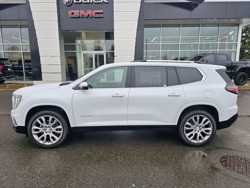 New 2026 GMC Acadia Denali w/ Super Cruise Package image 2