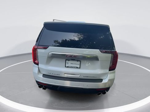 Used 2024 GMC Yukon Denali w/ Advanced Technology Package AWD/4WD image 7