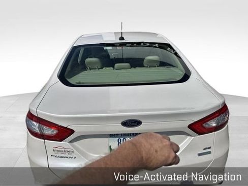 Used 2013 Ford Fusion SE FWD image 6