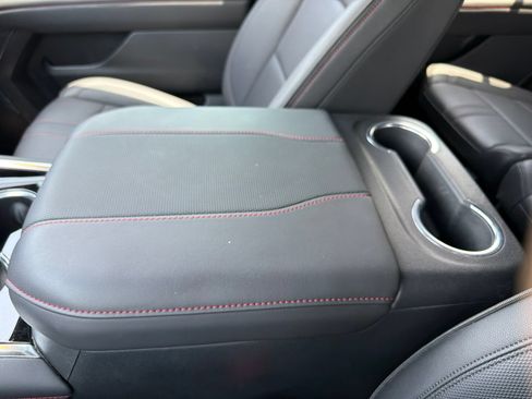 Used 2025 Chevrolet Tahoe RST w/ Comfort Package RWD image 36