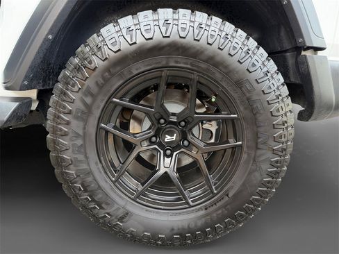 Used 2018 Jeep Wrangler Sport S image 10