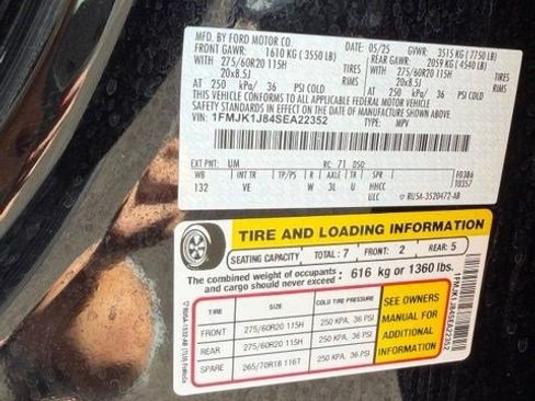 Used 2025 Ford Expedition Max Active AWD/4WD image 19