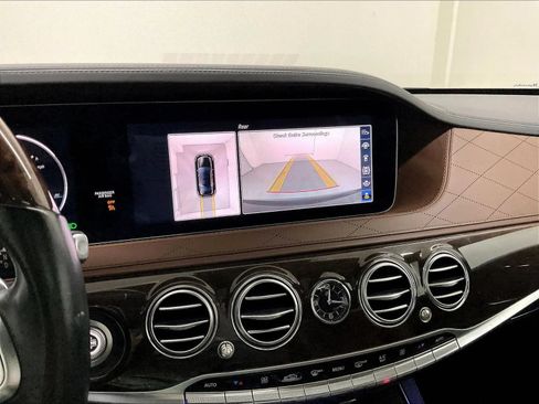 Used 2018 Mercedes-Benz S 560 4MATIC Sedan image 42