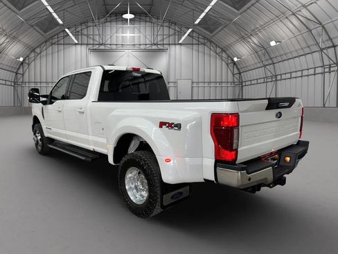 Used 2021 Ford F350 Lariat w/ Lariat Value Package AWD/4WD image 3