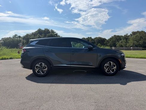 Used 2023 Kia Sportage LX FWD image 6