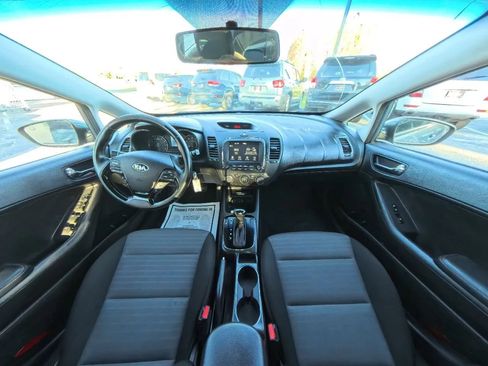 Used 2017 Kia Forte S FWD image 24