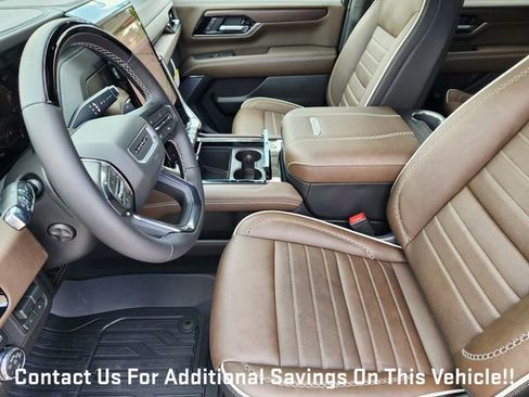 New 2026 GMC Yukon Denali Ultimate w/ LPO, Floor Liner Package AWD/4WD image 9