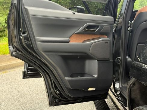 Certified 2025 Lexus GX 550 w/ Accessory Package (2T) AWD/4WD image 26