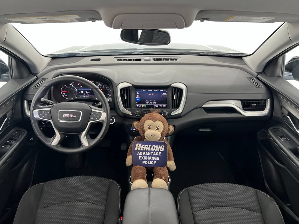 Used 2024 GMC Terrain SLE w/ Driver Convenience Package FWD image 19